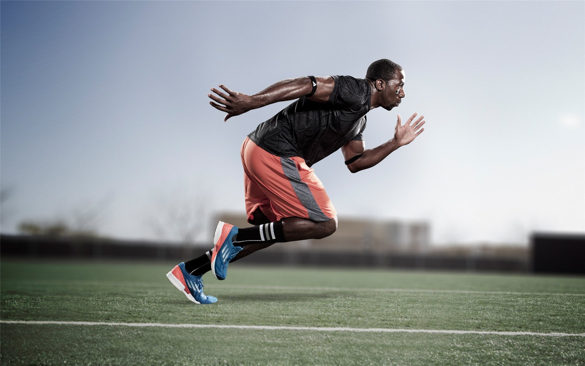 英超“禁手门”：为了阻止升班马冲击前二，裁判在埃弗顿禁区里张开手球判决背后的真相