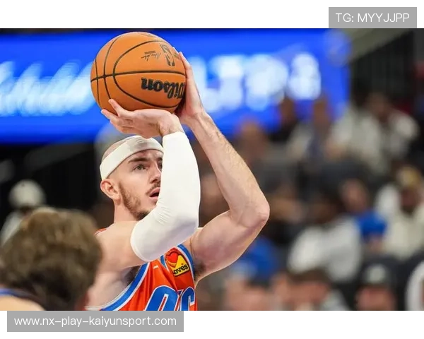 公牛反击速度拉满，卡鲁索飞奔上篮得手：篮坛速度与激情的完美诠释